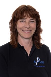 Gabriela Zürcher bei der Firma a-Plus.